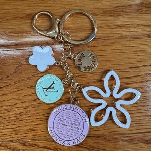 Baby‎ Pink & Ivory Trunk & Bag Charm / Key Chain